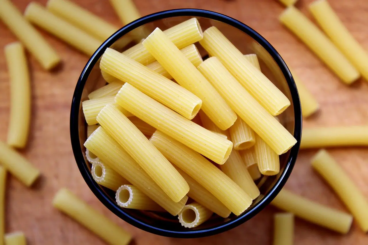 rigatoni, pasta, macaroni